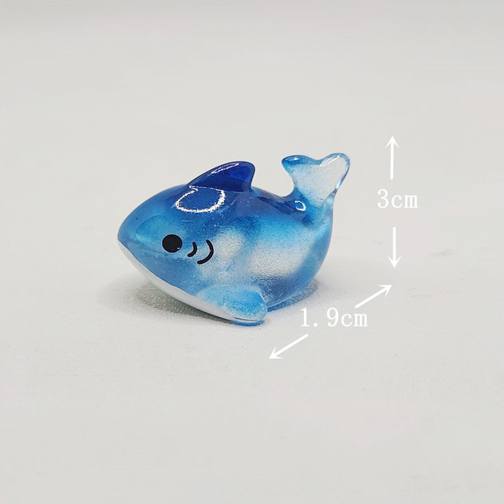ミニレジンサメのミニチュア、海の動物の置物、妖精の庭の装飾、 - Resin Art Beach のレビューと価格