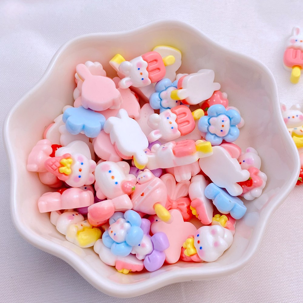 3D DIY用装飾ワッペン,20個/バッチ,かわいい漫画の形 - Resin Art Workshop のレビューと価格