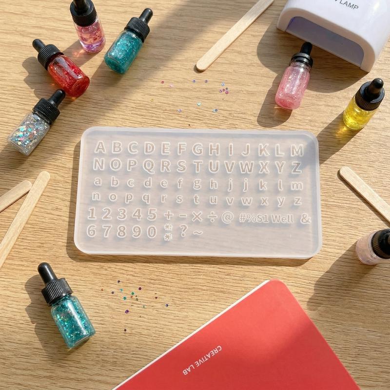 レジンモールド 透明ミニ文字・数字テンプレート DIYネイル - Resin Art Templates Free のレビューと価格