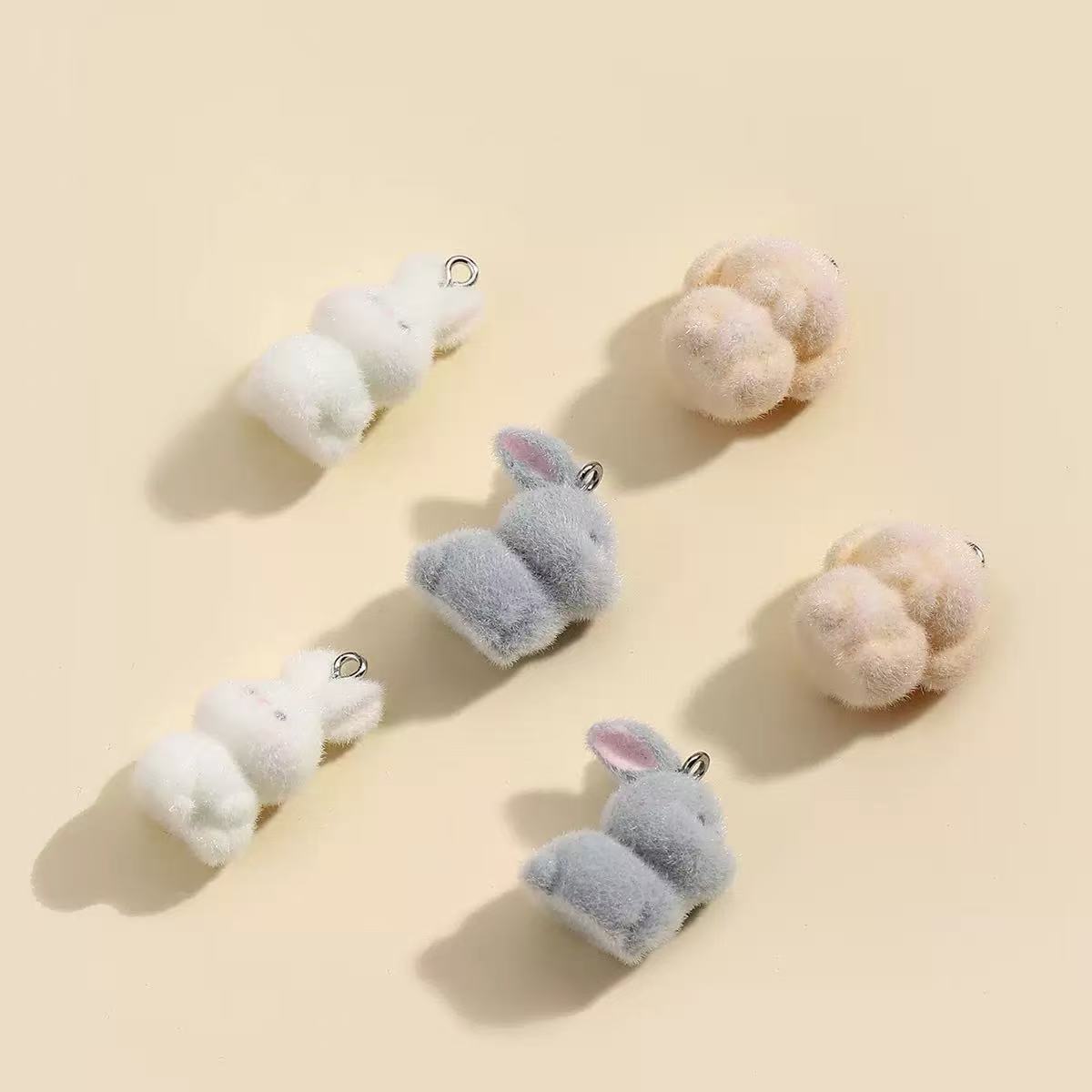 10個入り フロッキング加工 小さなウサギ レジンチャーム  - Resin Art Box のレビューと価格